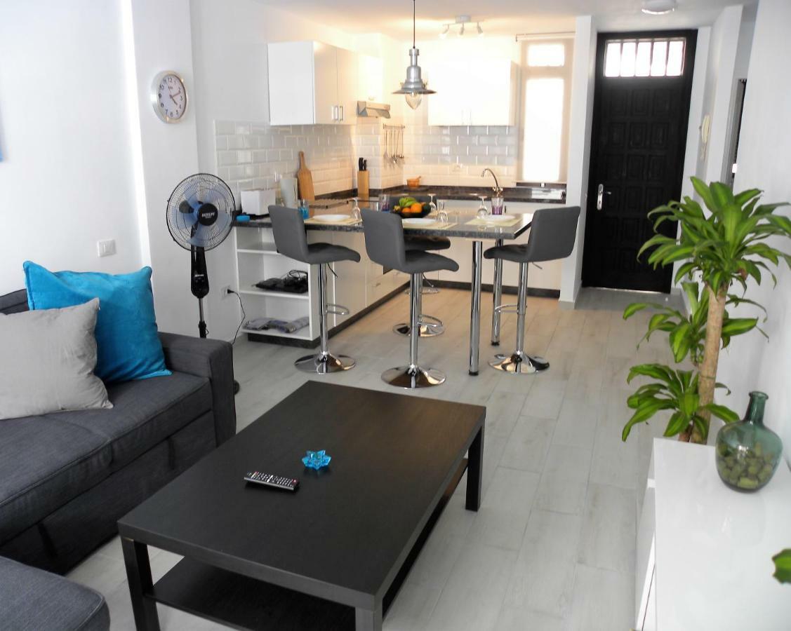 Ben'Sholidayflat Ideal For Families Groups And Couples Terrace Solarium Wi-Fi Netflix Smart Tv El Medano  Exterior photo